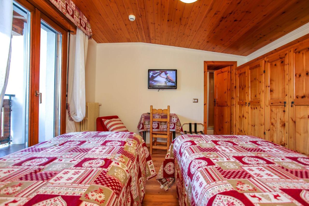 Albergo Adele Bormio Bagian luar foto
