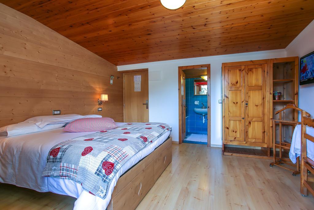 Albergo Adele Bormio Bagian luar foto