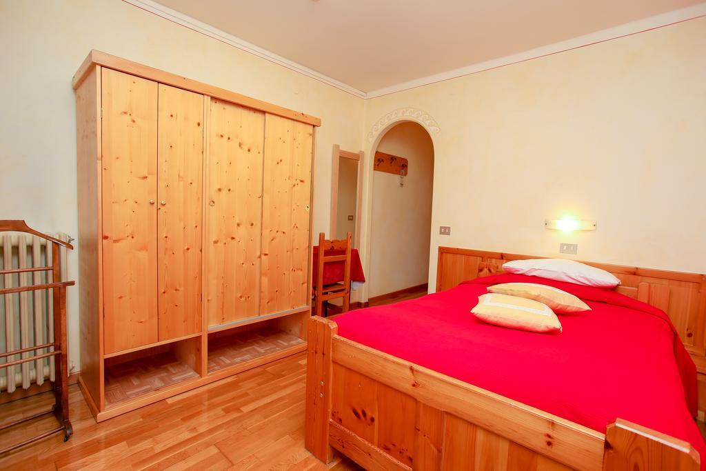 Albergo Adele Bormio Bagian luar foto
